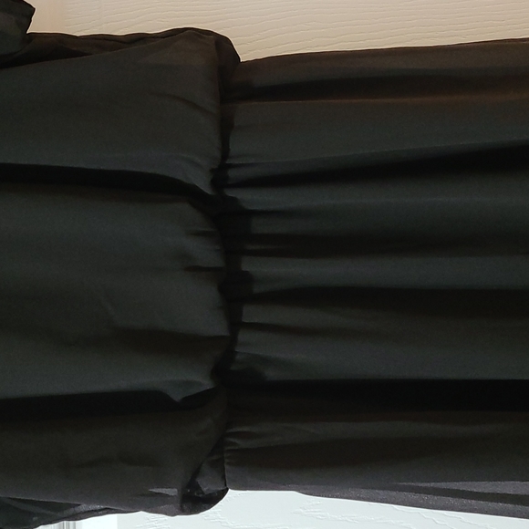 Cute Black Dress from Francesca's, Elastic Waist, Ruffles - Picture 4 of 7